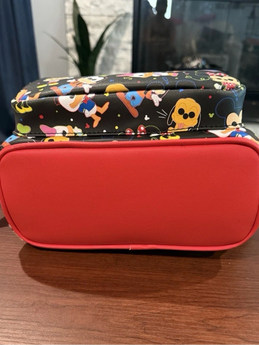 Funko Disney Mickey Minnie Donald Daisy Pluto All-Over Print Mini Zip Backpack - Picture 3 of 5